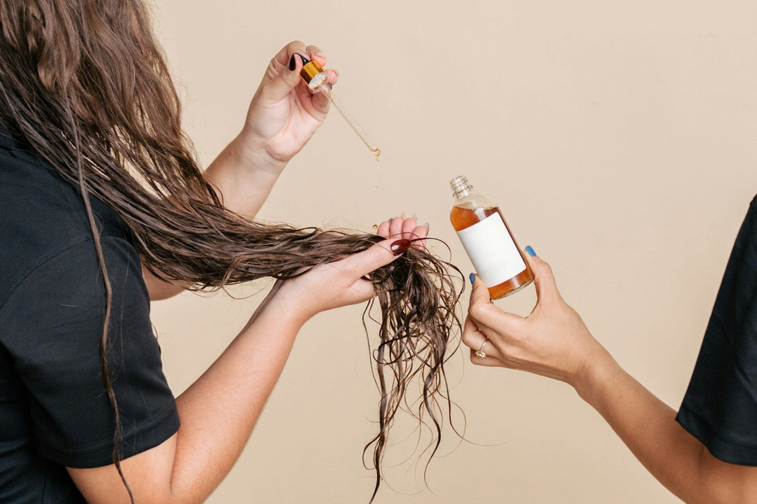 How to Layer Hair Products for Shine Without Flakes