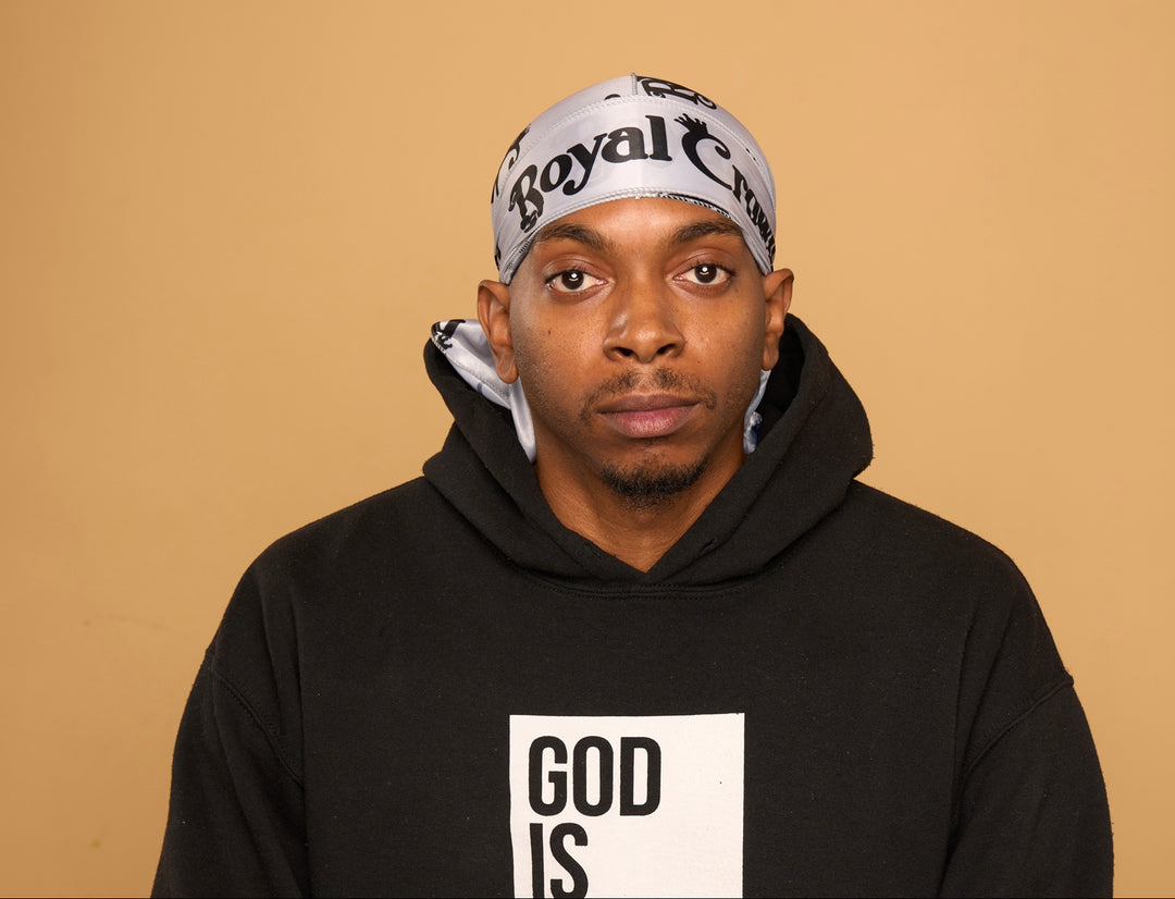 silver and black silk durag